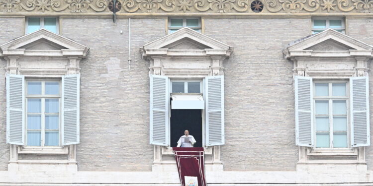 'O chi si nasconde dietro la propria posizione per imporsi'