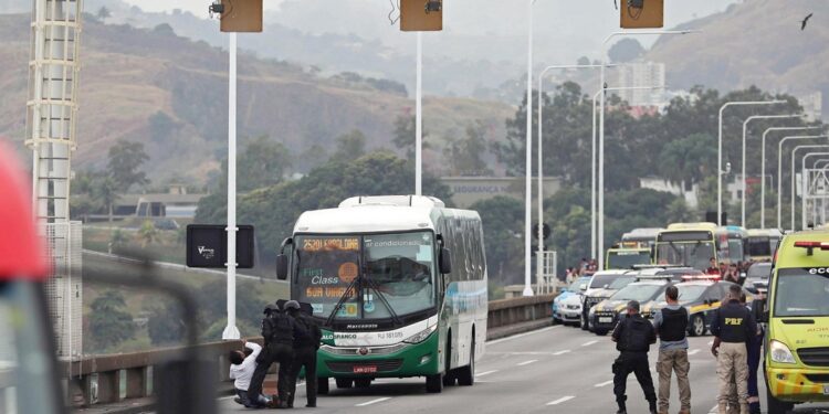 Liberati tutti i 17 ostaggi