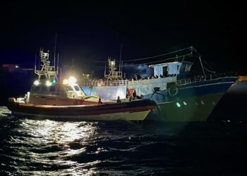 Sull'isola ieri otto arrivi con 431 profughi