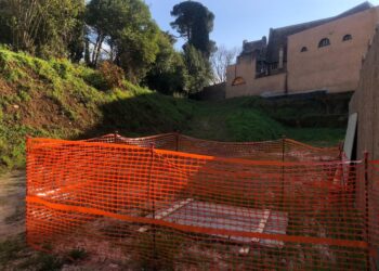 Audito il direttore dei lavori: 'Cavità e falda nel terreno'