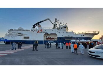 Raccolti in tre salvataggi davanti alla Libia