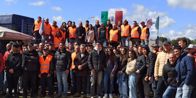 Oggi assemblea pubblica con 50 mezzi e quasi 100 agricoltori