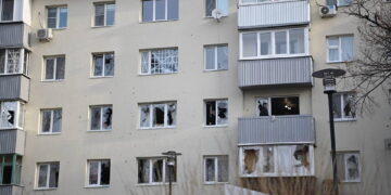 Governatore: 'Colpito un edificio residenziale