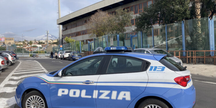 Petardi contro settore padovani