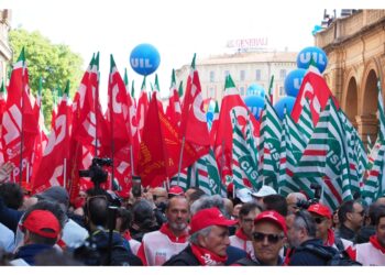 Prima il no all'uso della struttura per gli eventi