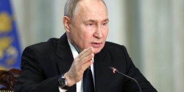 Presidente russo: sono jet che possono trasportare armi nucleari
