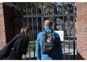 Contro le proteste sul campus. Bandiere palestinesi anche al Mit