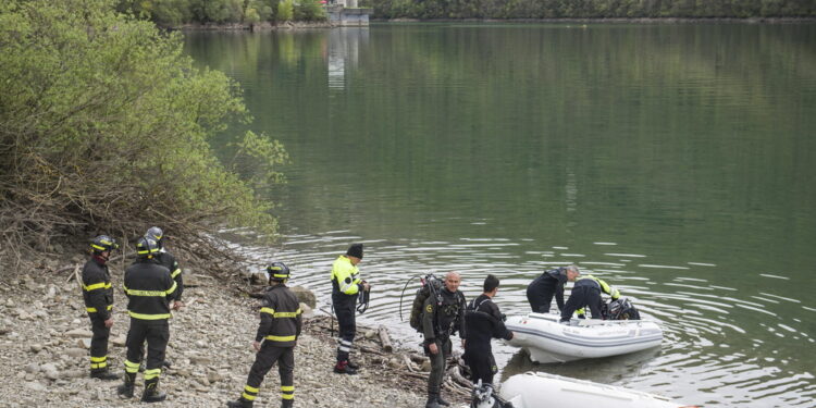 Forcoli nel Pisano aspetta notizie. Il padre è andato sul posto