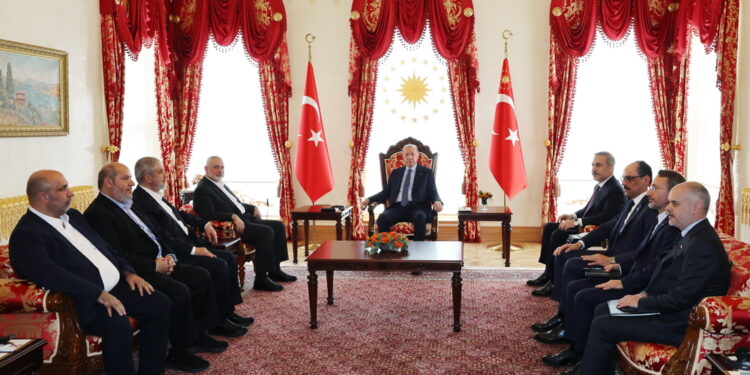Dopo colloquio presidente turco con Haniyeh