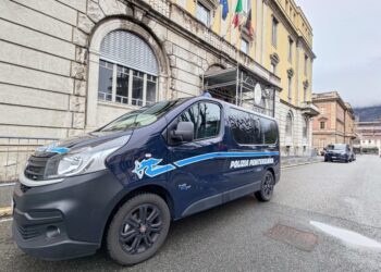 Poliziotto scoperto e bloccato in carcere avellinese