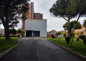 Area casolare diroccato di proprietà di diversi eredi