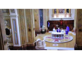 L'arcivescovo ha celebrato la messa del 15/o anniversario