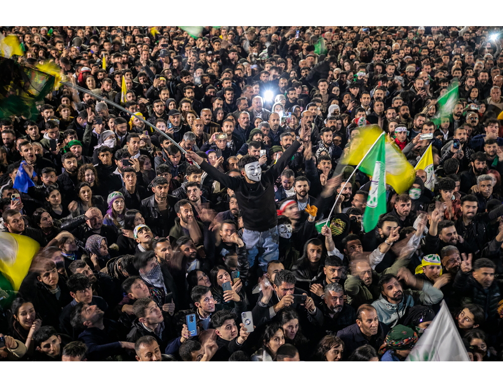 Turchia: 340 arresti dopo le proteste per il sindaco curdo