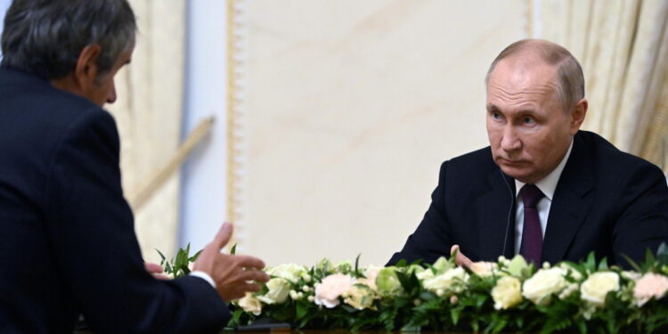 Wsj: il presidente russo lo avrebbe già comunicato all'Aiea