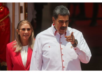 Maduro: 'Daremo una lezione storica a questa destra fascista'