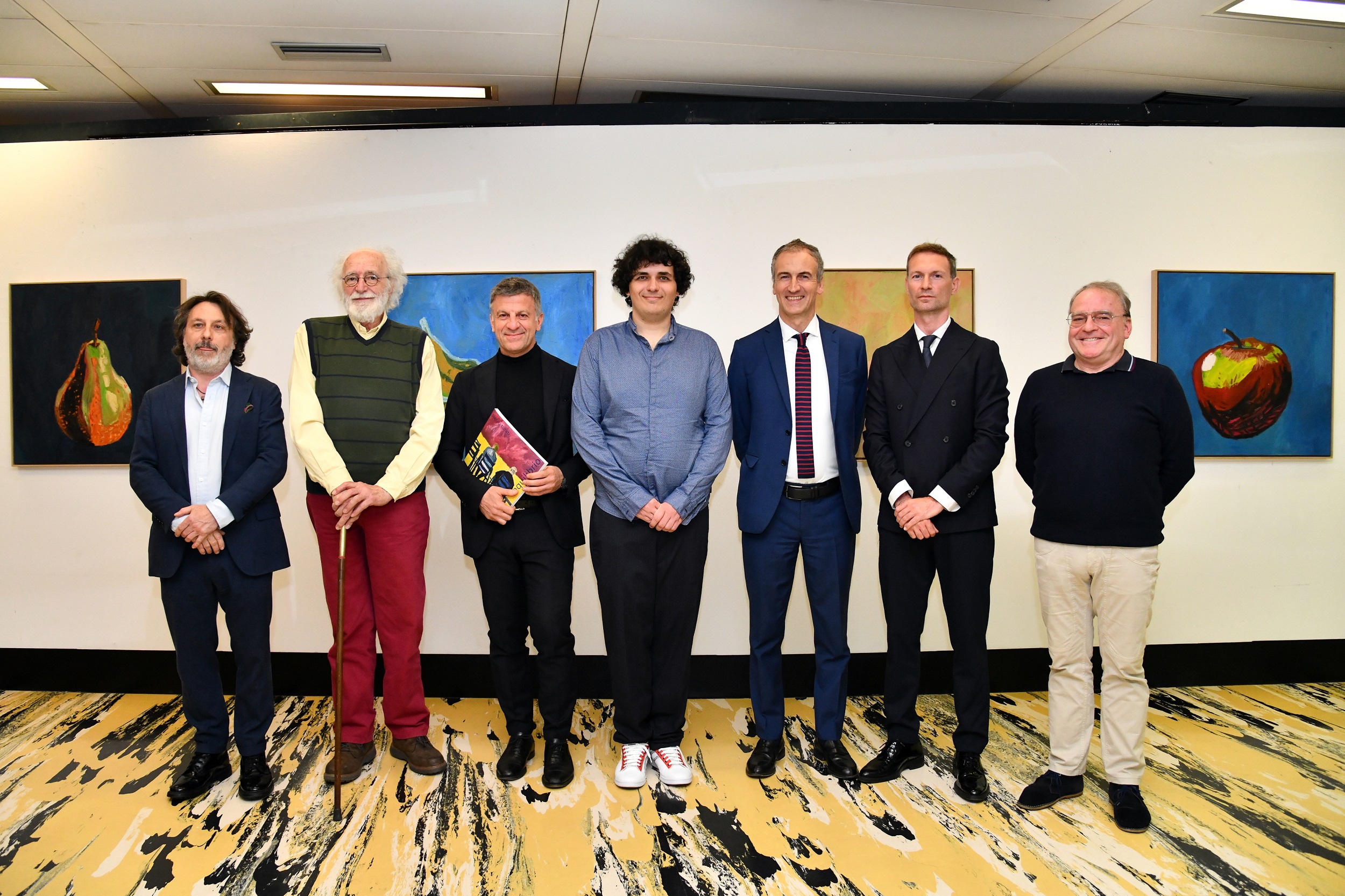 Al Pirellone inaugurata la mostra “Equilibrio” dell’artista comasco Pietro Turati