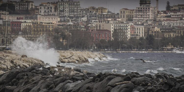 A causa di vento forte e mare agitato