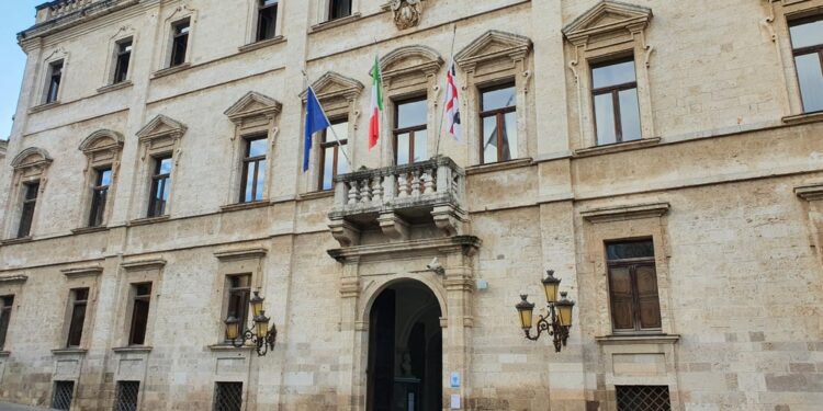 Presentate 24 liste