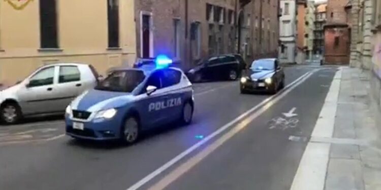 L'operazione della Squadra mobile di Cremona