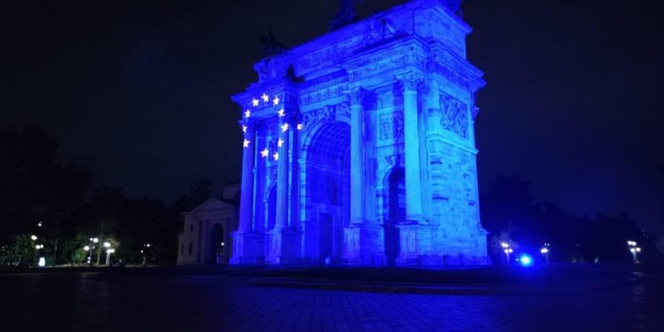 Castello Sforzesco e l'Arco della Pace ad un mese dalle elezioni