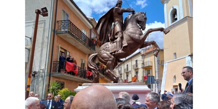 Presente il presidente Bajram Begaj. E' la più grande in Italia