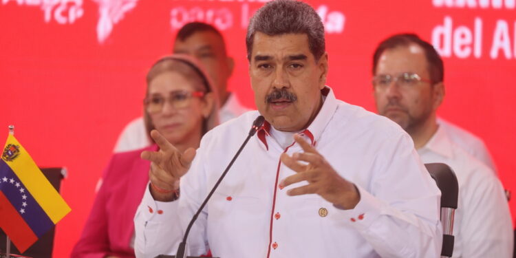A Diosdado Cabello la guida del team 'in difesa del voto'