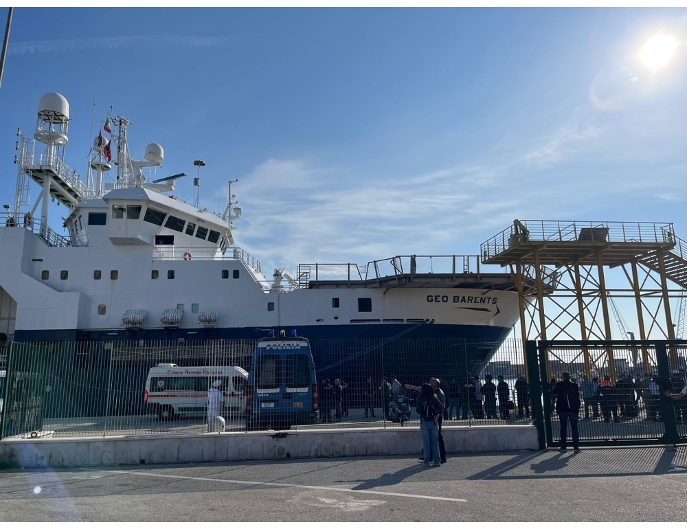 Arrivati anche 12 minori non accompagnati