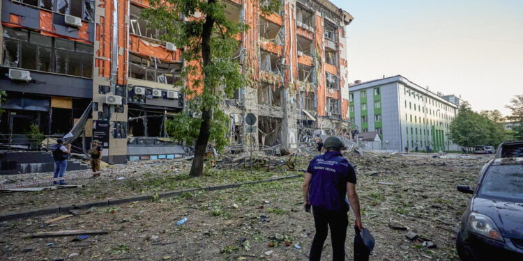 'Distrutti anche carri armati