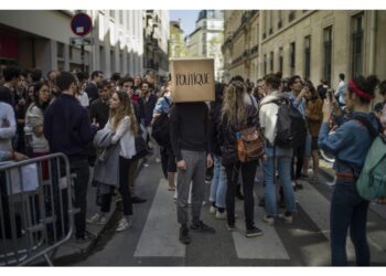 Nuova evacuazione questa mattina di Sciences Po a Parigi