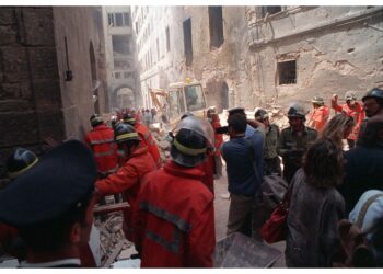 Corteo silenzioso partito da Palazzo Vecchio