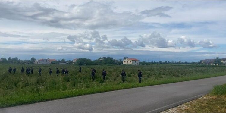 'Fratello uscito di casa alle 10