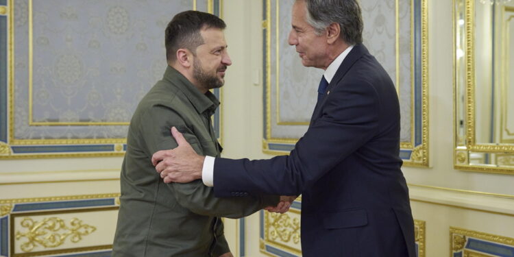 Segretario di Stato Usa a Kiev