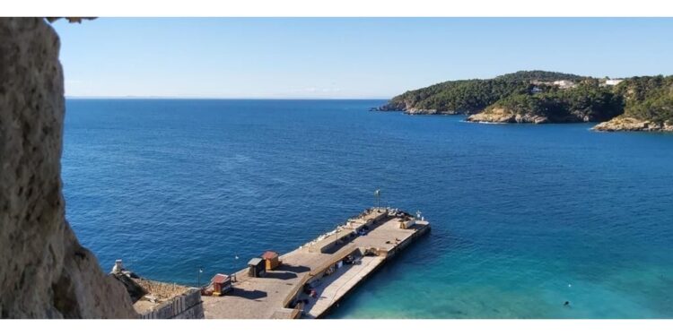 Raffiche impedivano ingresso a porticciolo