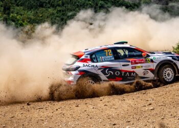 Matteo Fontana e Alessandro Arnaboldi in azione al Rally mondiale del Portogallo