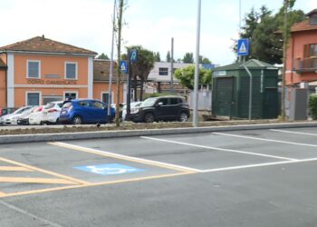 Parcheggio via Scalabrini