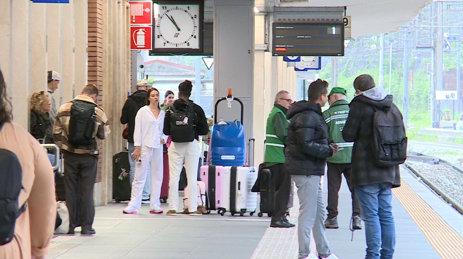 Disastro treni, ancora disagi sulle linee comasche. Una serie di guasti manda in tilt la circolazione ferroviaria