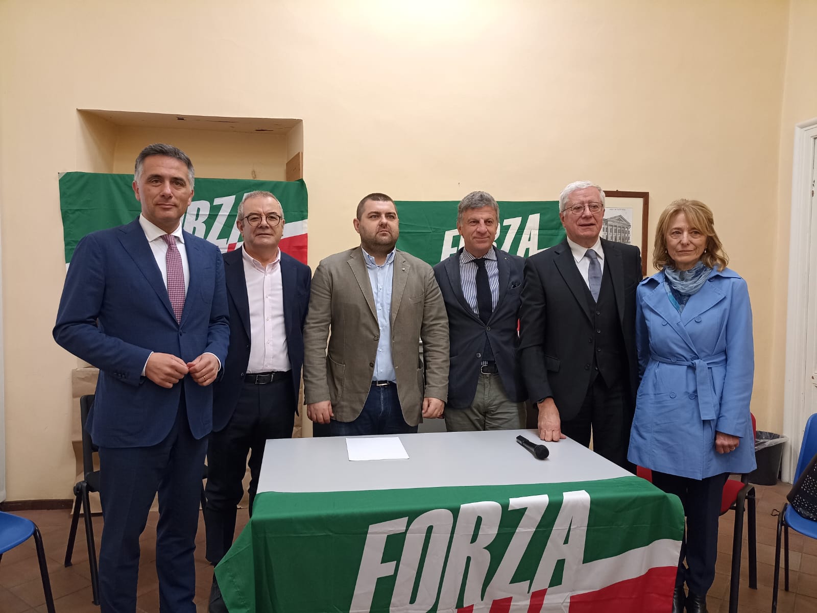 Forza Italia torna in Comune a Como. La rinascita del gruppo consiliare con Molteni e Falanga