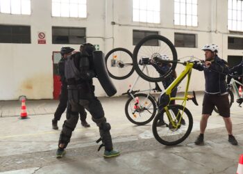 vigili in bici