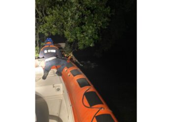 La guardia costiera ha coordinato i soccorsi a 12 imbarcazioni