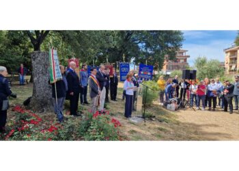 Gualtieri e Aurigemma depongono corona per i martiri