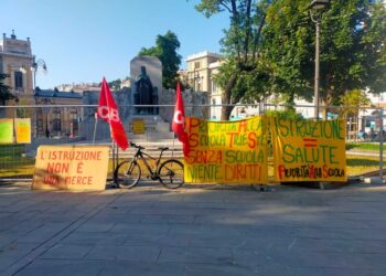 Insegnanti e sindacati protestano: è "G7 (d)istruzione"
