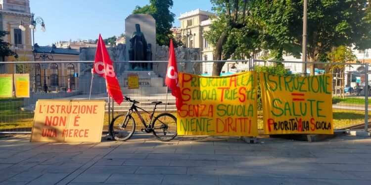 Insegnanti e sindacati protestano: è "G7 (d)istruzione"