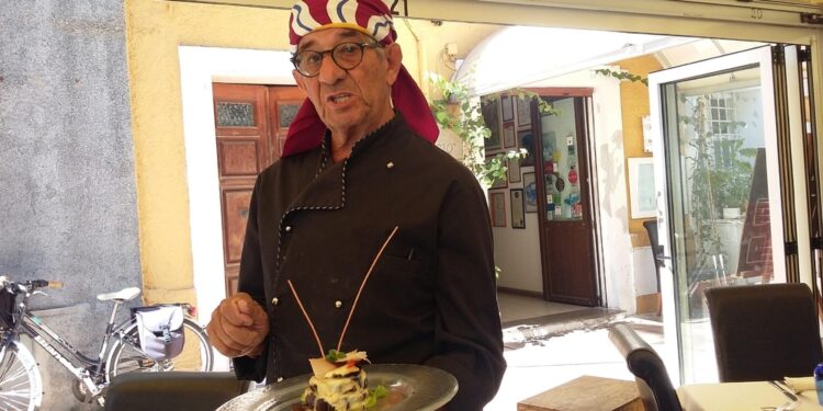 Il suo ristorante di Carloforte frequentato da Armani e Agnelli