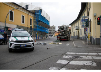 Indagato il conducente 42enne della betoniera