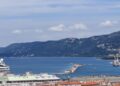 Da oltre una settimana lungo le Rive e la costa enormi chiazze