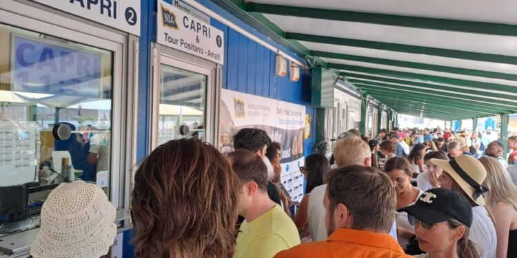 I mezzi già in navigazione sono stati fatti tornare indietro