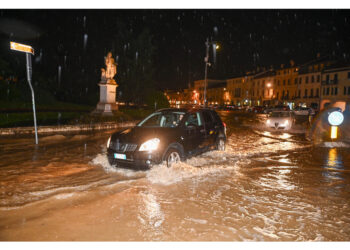 L'acqua è arrivata anche nella centrale piazza Giorgione