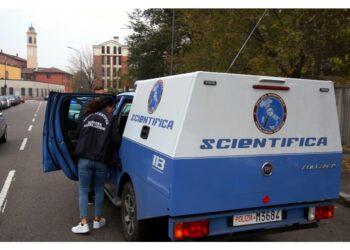 Imputato aveva ucciso la moglie a coltellate nel 2022