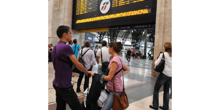 Ritardi fino a 140 minuti e cancellazioni