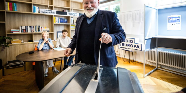Dati definitivi: 8 seggi all'alleanza di Timmermans